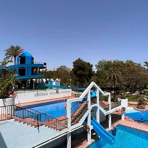 https://benalbeach-en-la-playa.hotelsinnerja.org